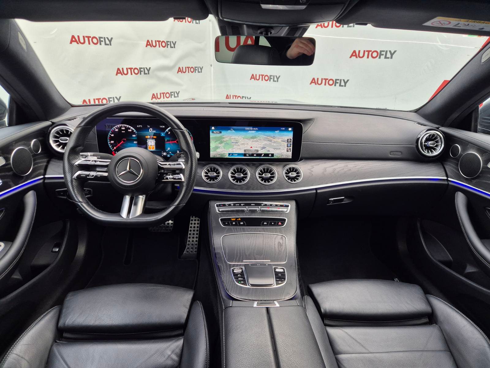 2020 Mercedes-Benz E-klasa — fotografija 12