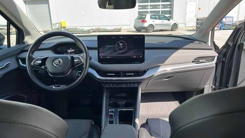 2022 Škoda Enyaq — sličica 11