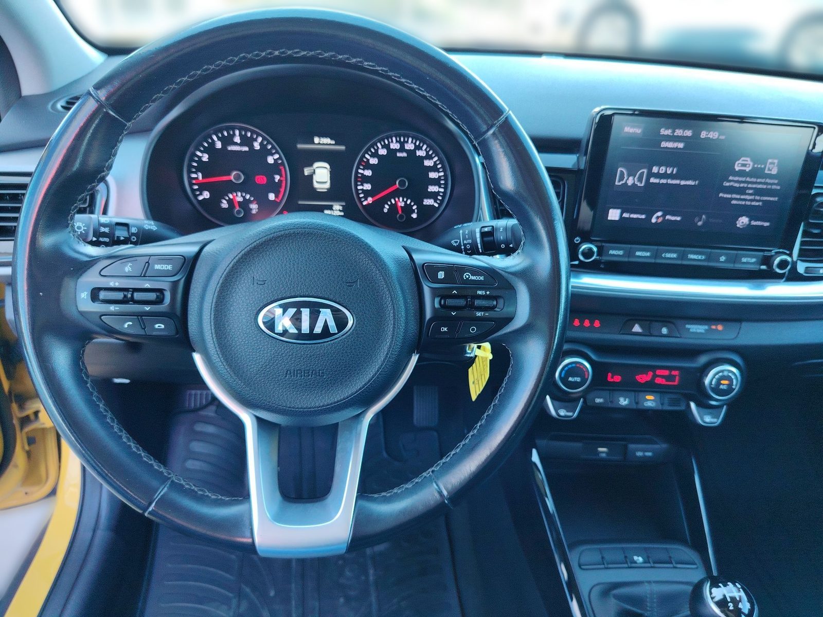 2021 Kia Stonic — fotografija 16