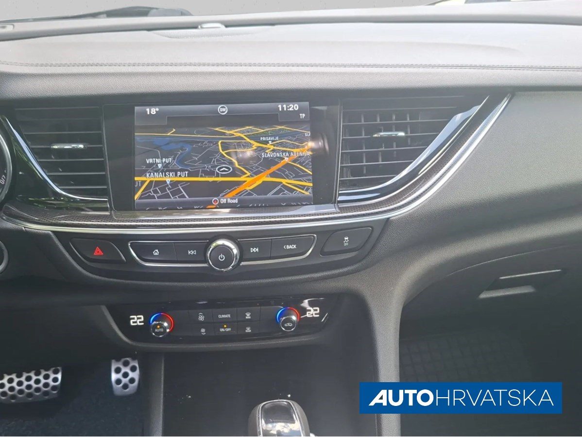 2017 Opel Insignia karavan — fotografija 16