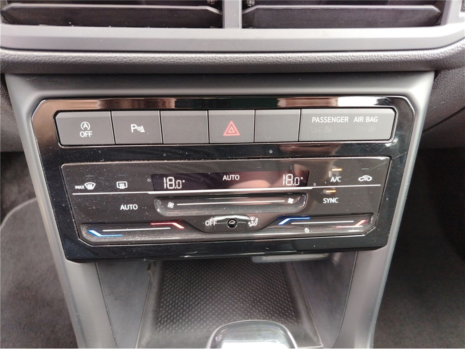 2023 Volkswagen T-Cross — fotografija 14