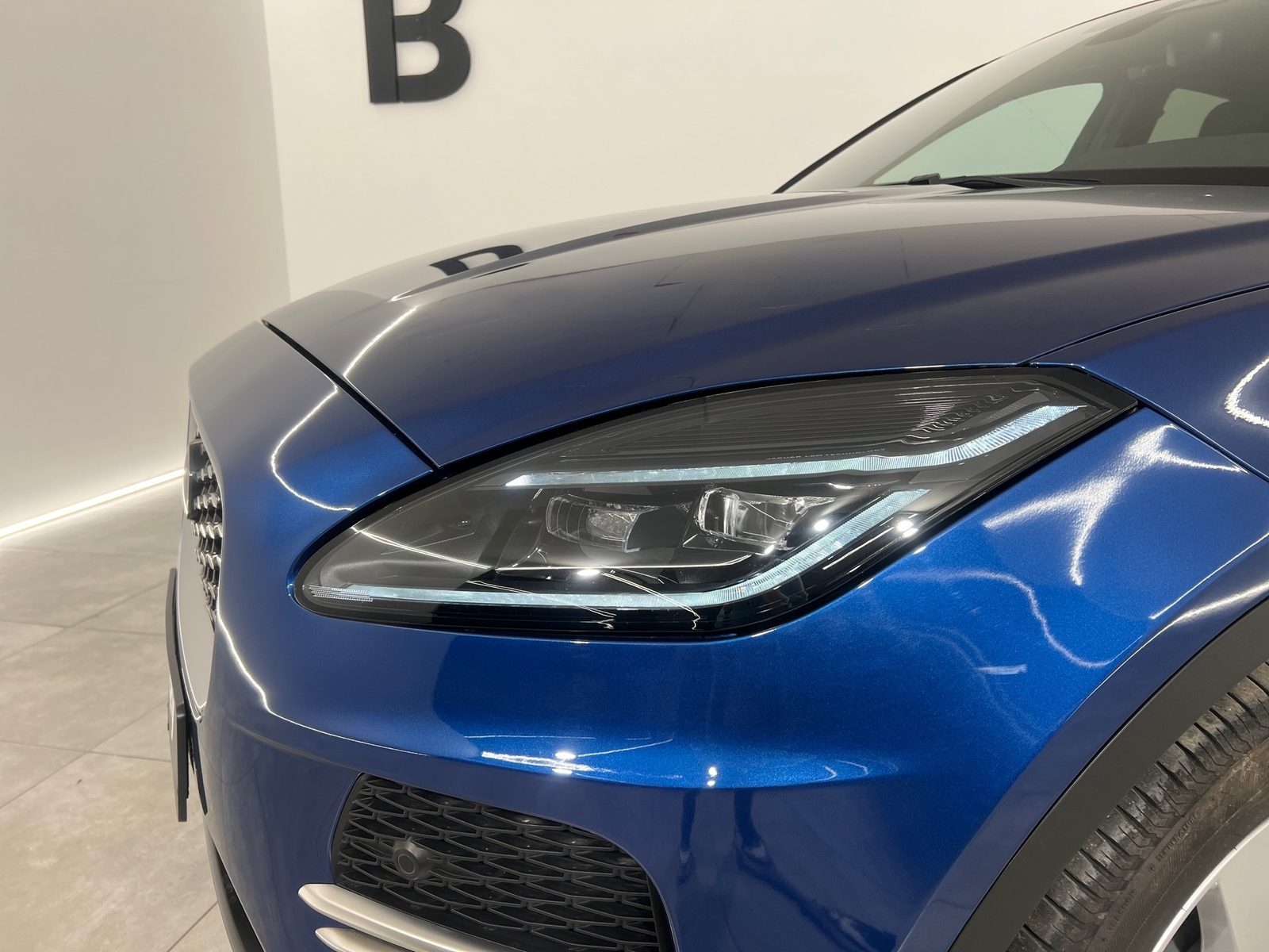 2022 Jaguar E-Pace — fotografija 10
