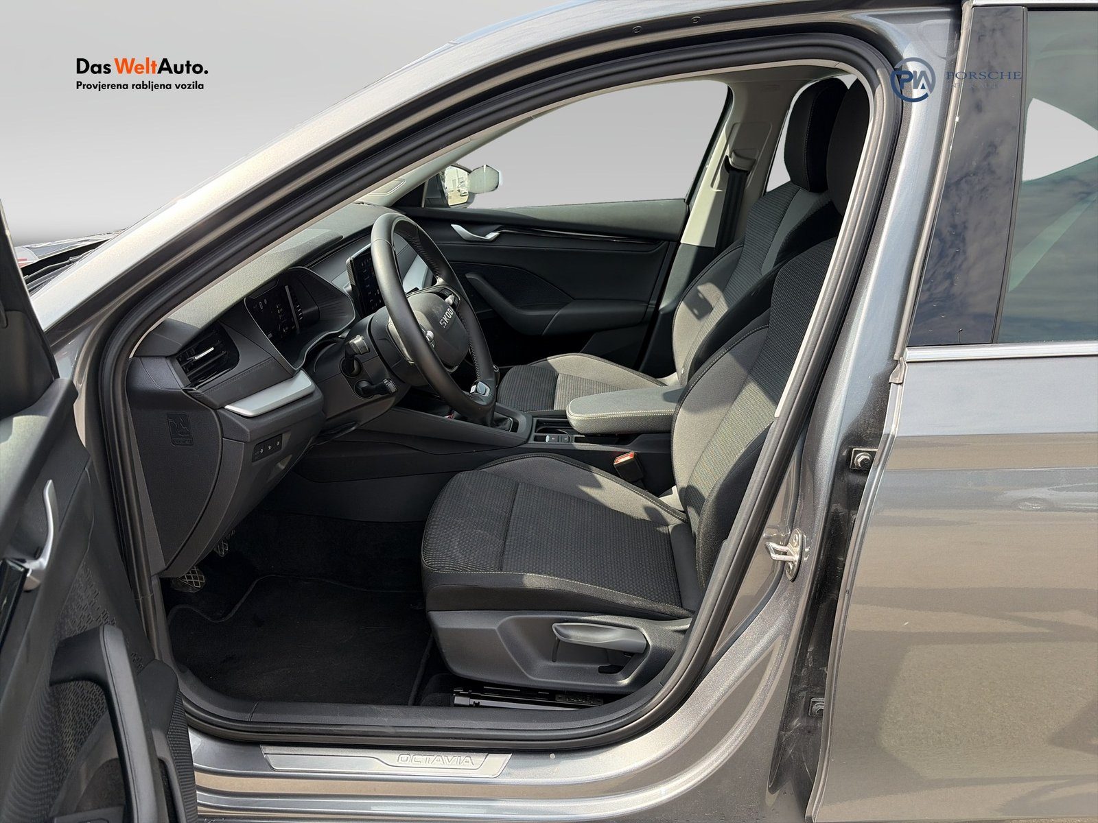 2025 Škoda Octavia — fotografija 11