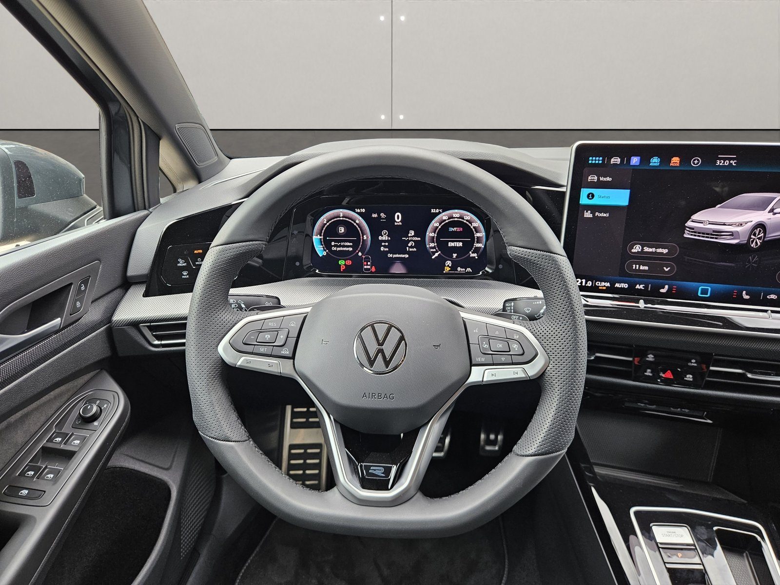 2026 Volkswagen Golf R-Line — fotografija 15