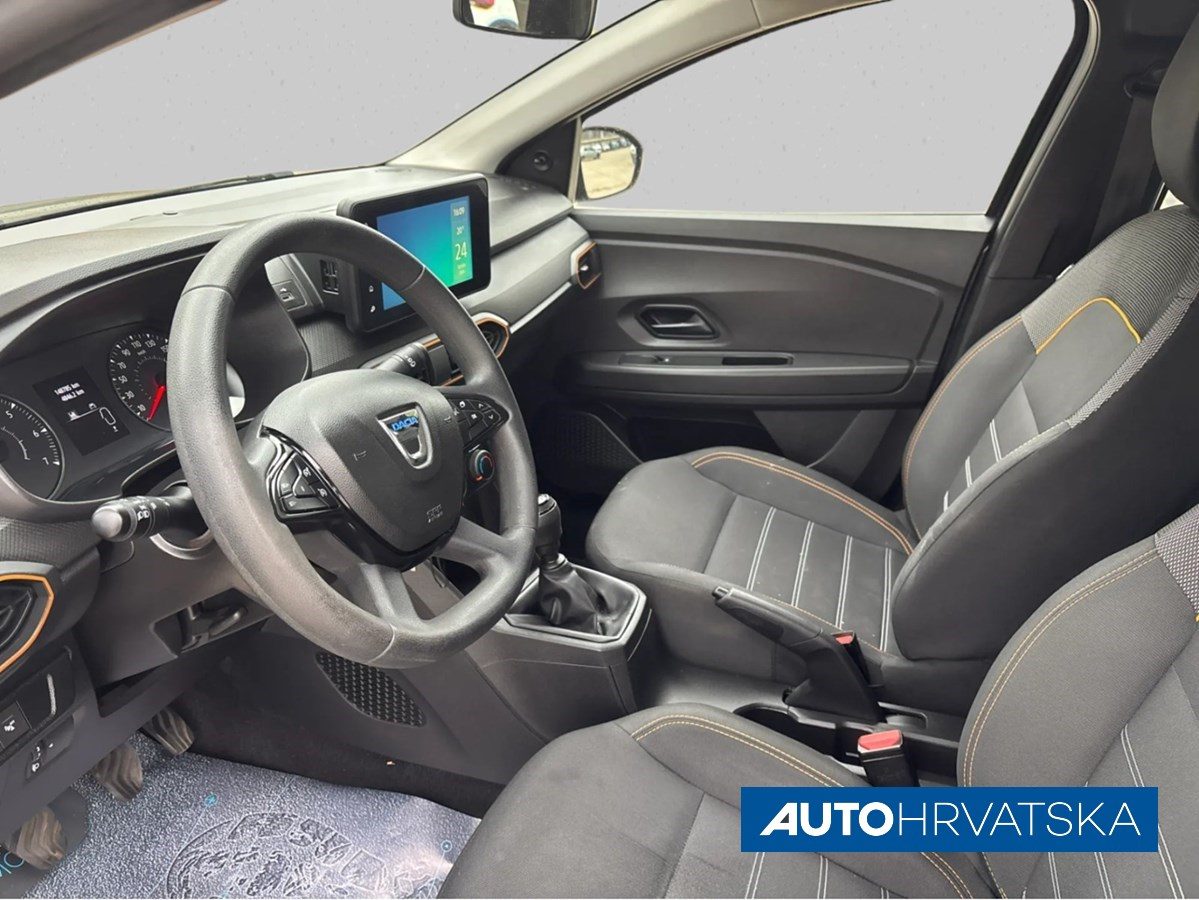 2022 Dacia Sandero — fotografija 12