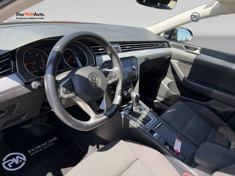 2020 Volkswagen Passat — sličica 11