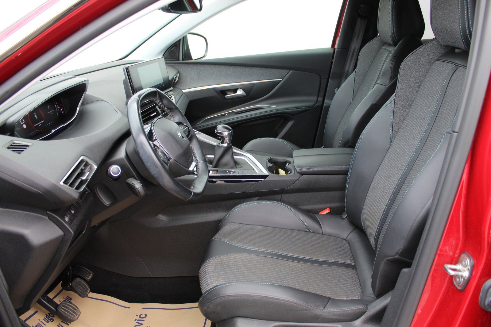 2022 Peugeot 3008 — fotografija 8