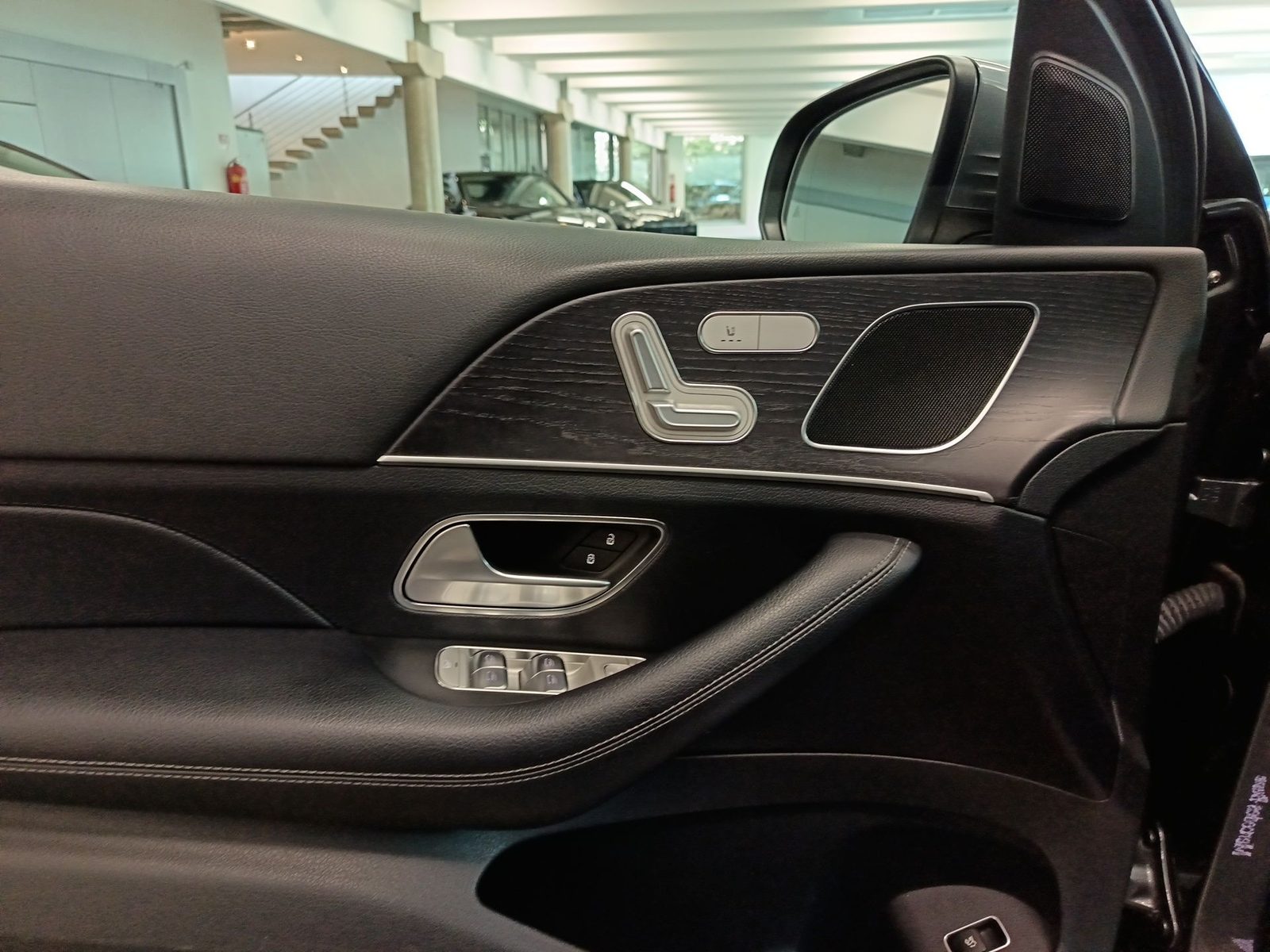2021 Mercedes-Benz GLE — fotografija 16