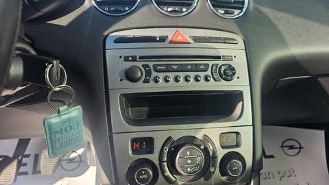 2008 Peugeot 308 — sličica 23