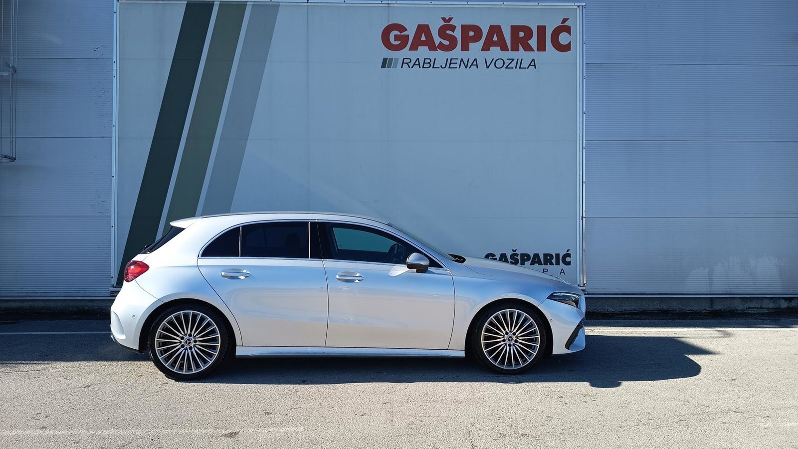 2023 Mercedes-Benz A-klasa — fotografija 4