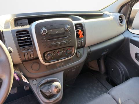2019 Renault Trafic — sličica 11