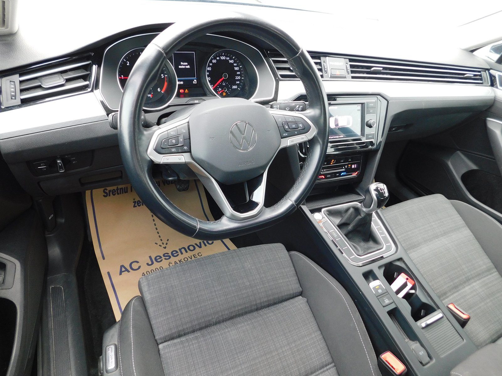 2021 Volkswagen Passat — fotografija 9