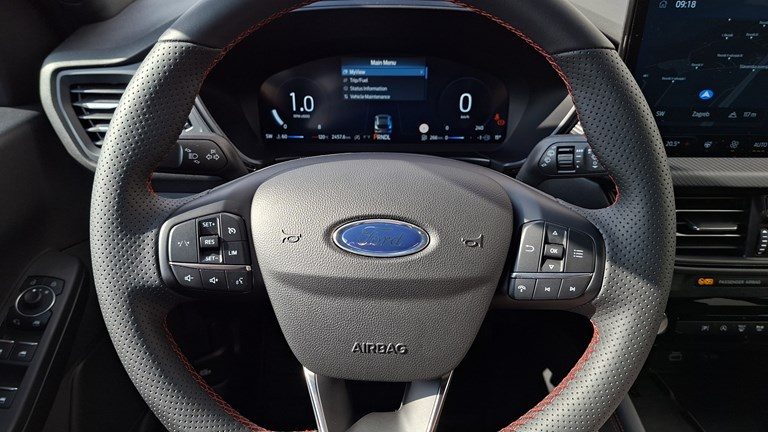 2024 Ford Kuga — fotografija 16