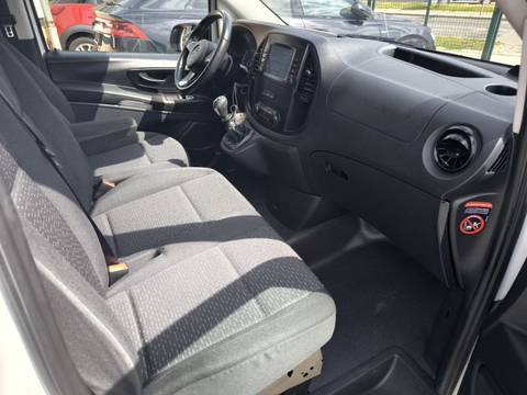 2021 Mercedes-Benz Vito — sličica 19