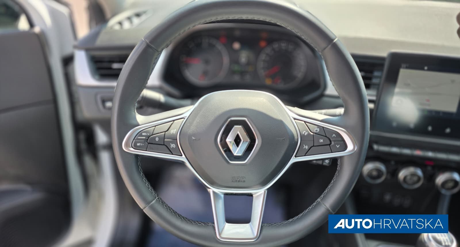 2021 Renault Captur — fotografija 13