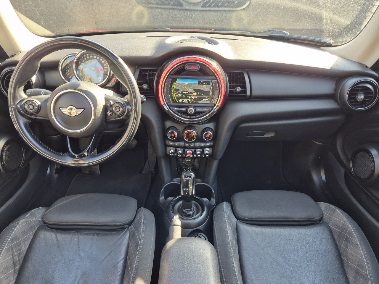 2017 Mini Cooper — fotografija 8