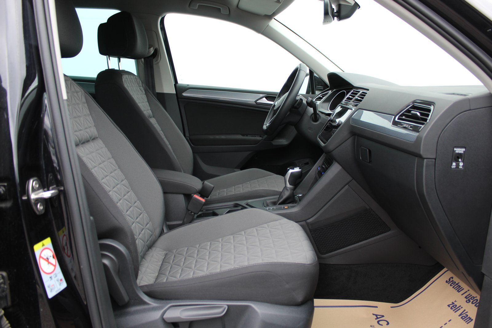 2024 Volkswagen Tiguan — fotografija 12