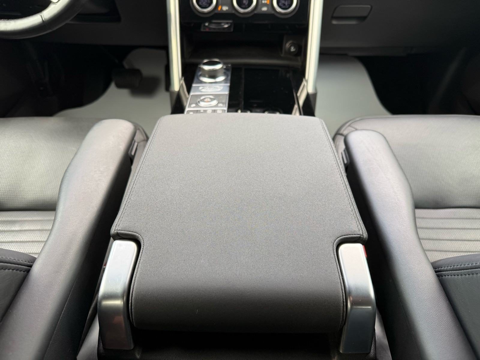 2018 Land Rover Discovery — fotografija 20