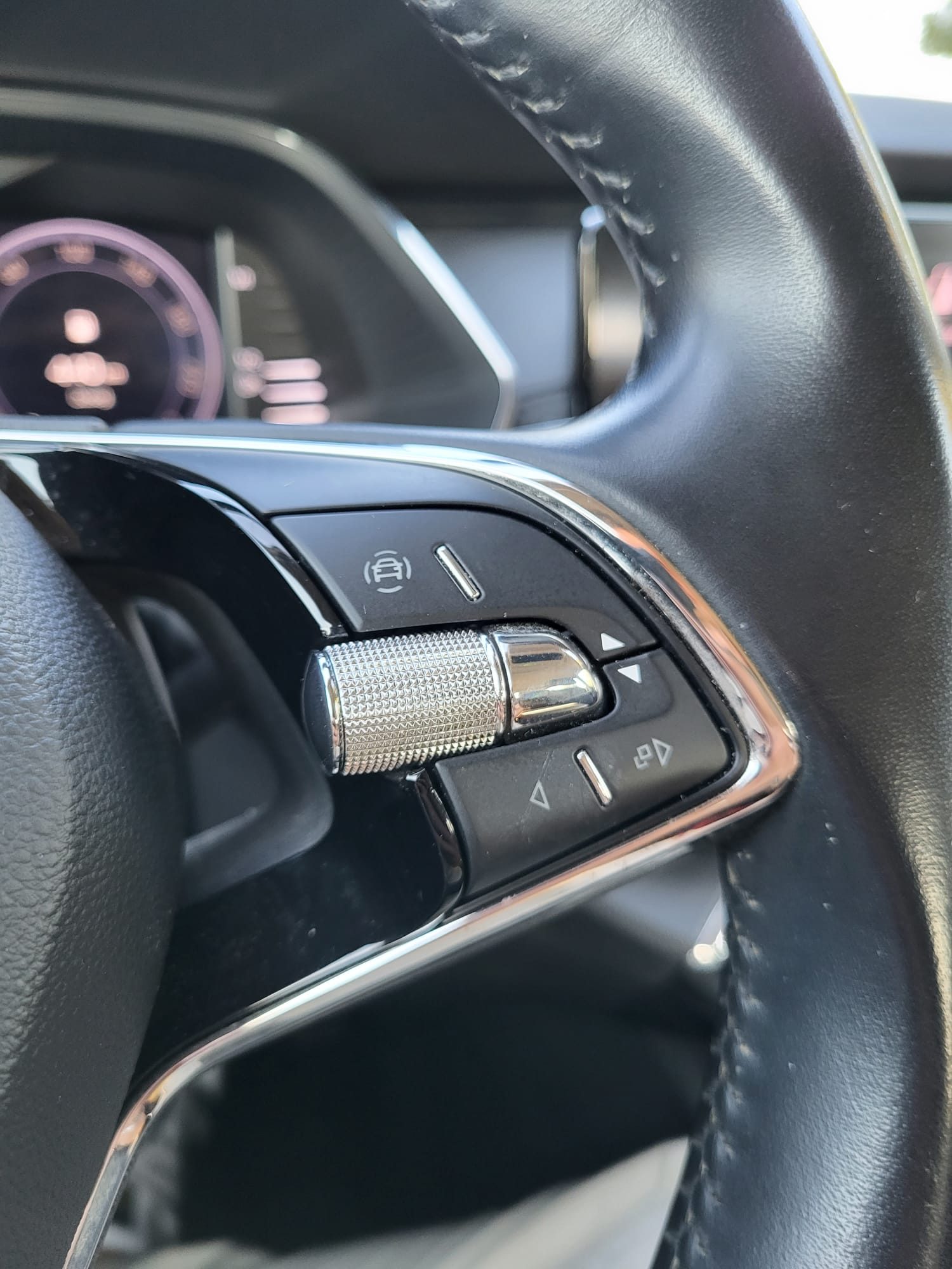 2020 Škoda Octavia — fotografija 17