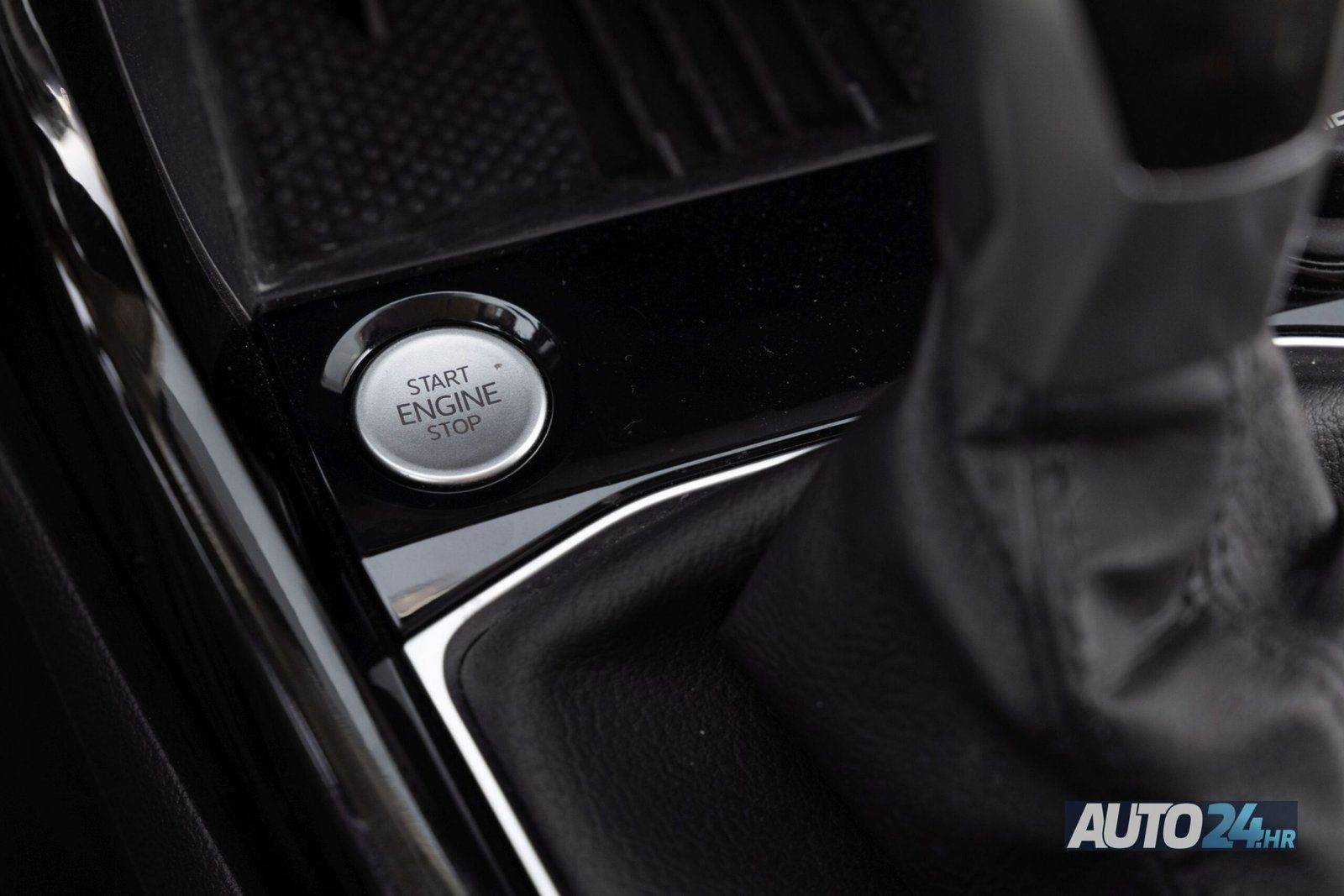 2025 Volkswagen T-Cross Life Plus — fotografija 15