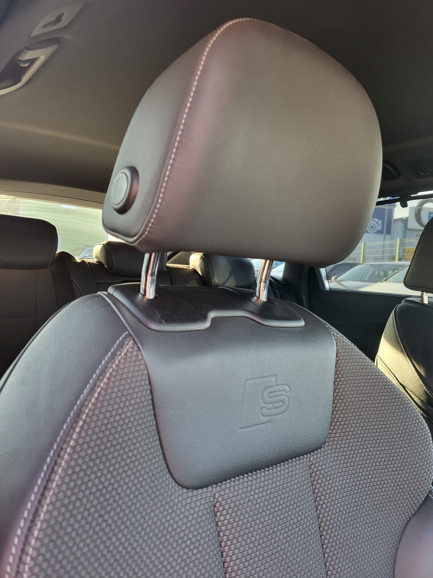 2017 Audi A4 Avant — fotografija 11
