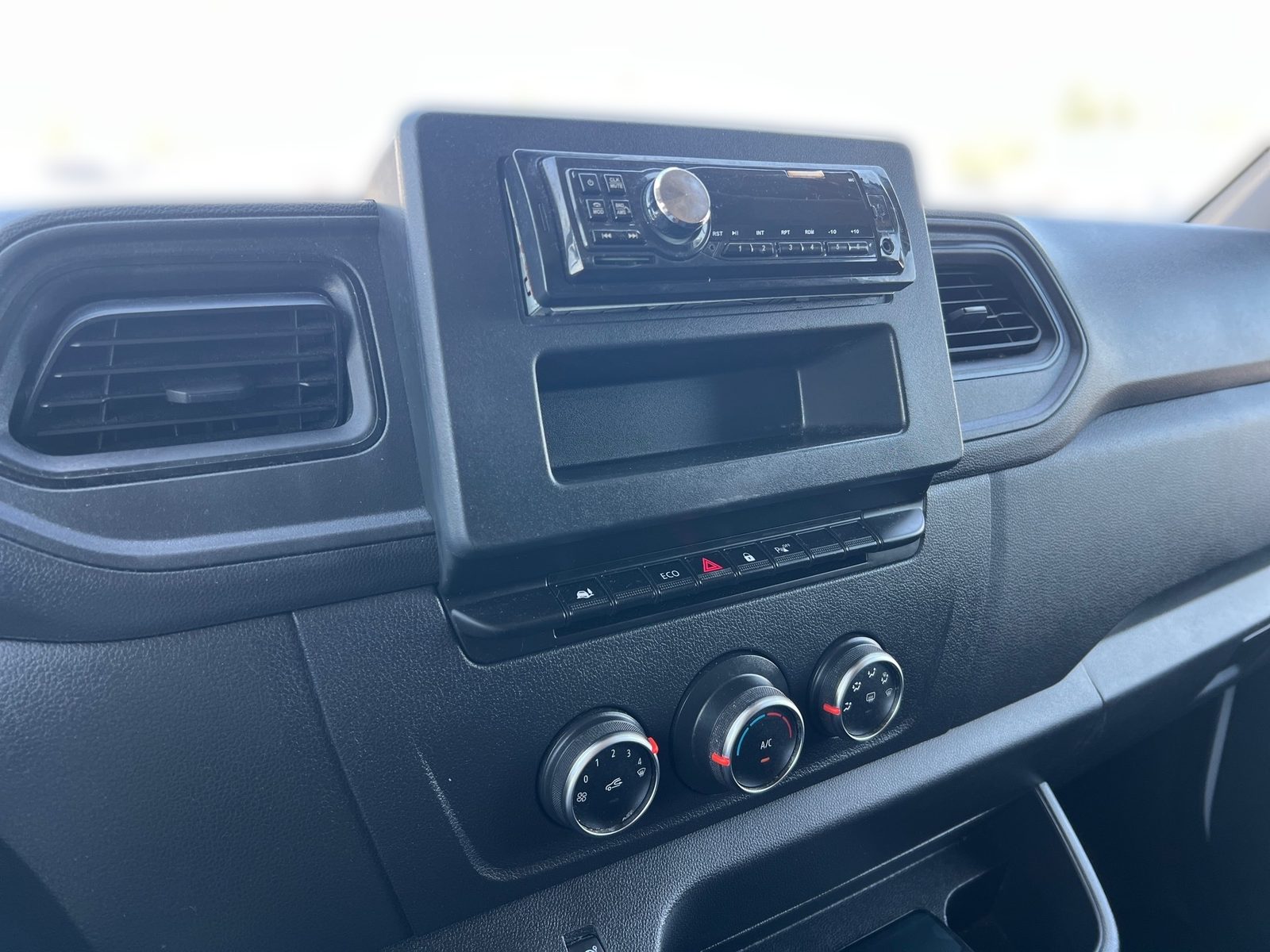 2022 Renault Master — fotografija 14