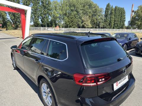 2021 Volkswagen Passat Variant — sličica 17