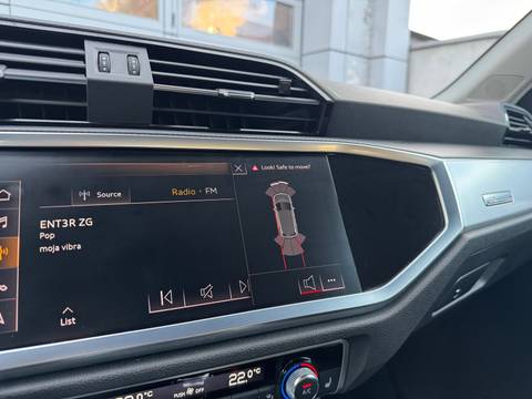 2019 Audi Q3 — sličica 12