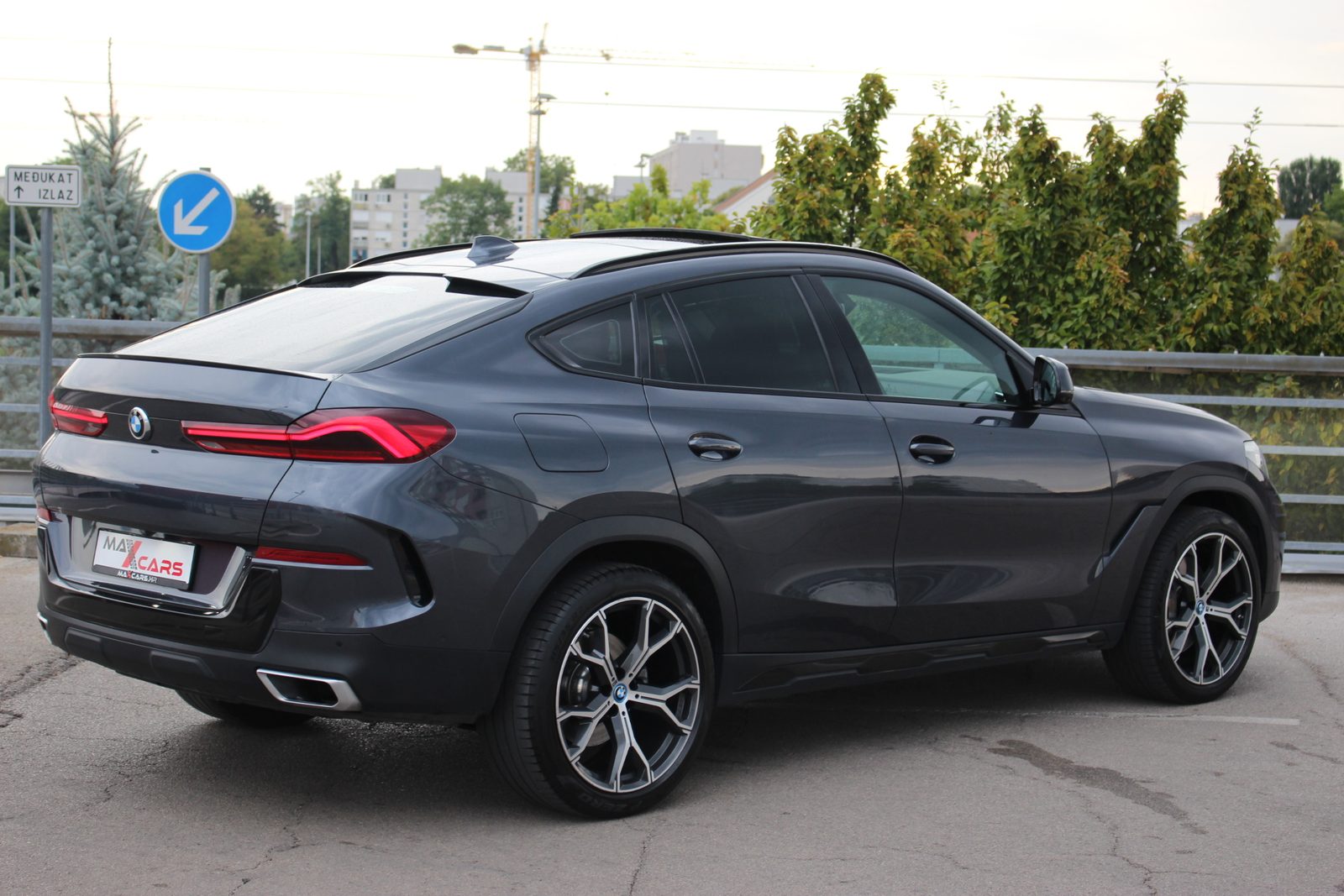 2020 BMW X6 — fotografija 20
