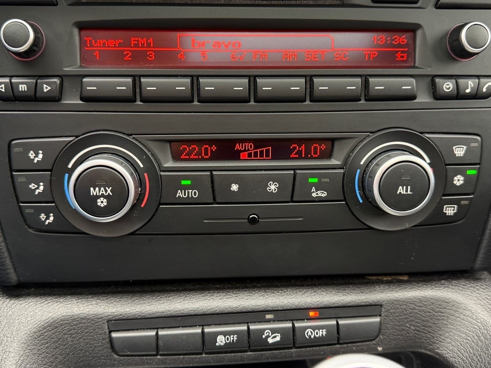 2012 BMW X1 xLine — fotografija 12