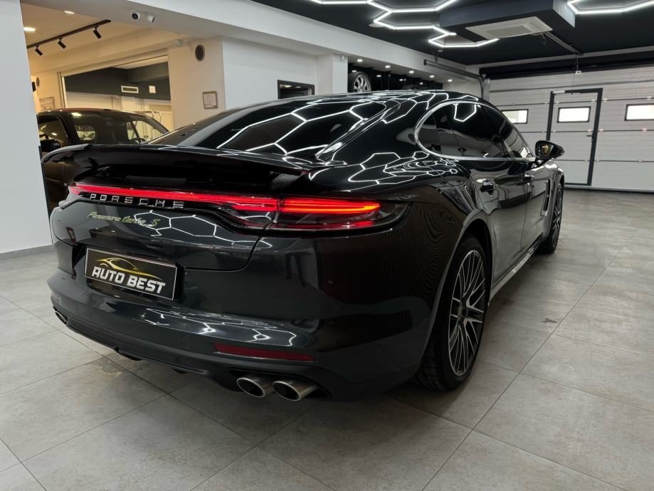 2021 Porsche Panamera — fotografija 3