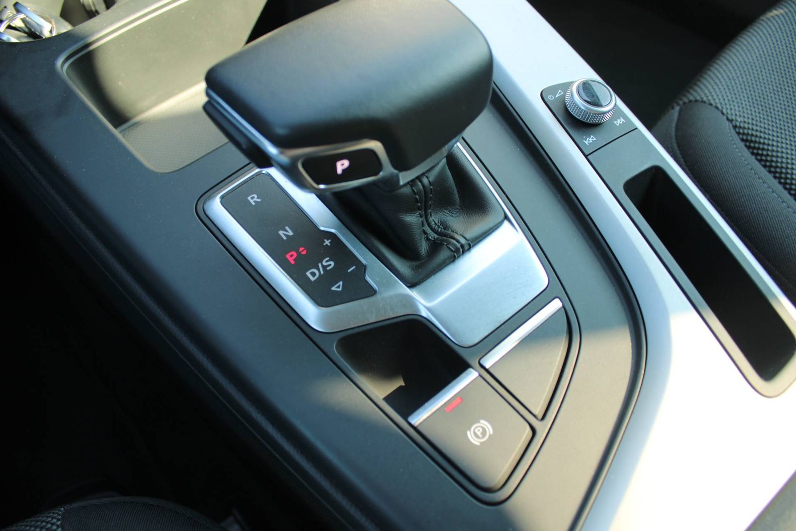 2023 Audi A4 allroad — fotografija 18