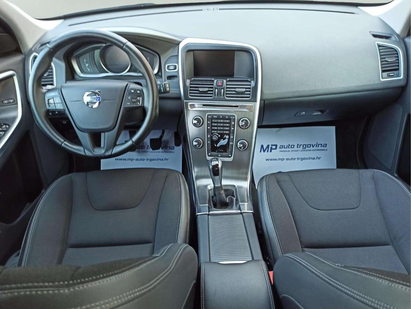 2016 Volvo XC60 — fotografija 17