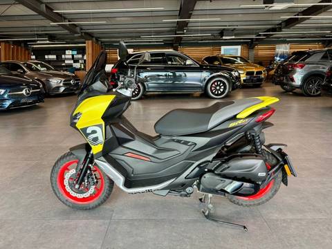 2025 Aprilia SR GT 125 — sličica 3