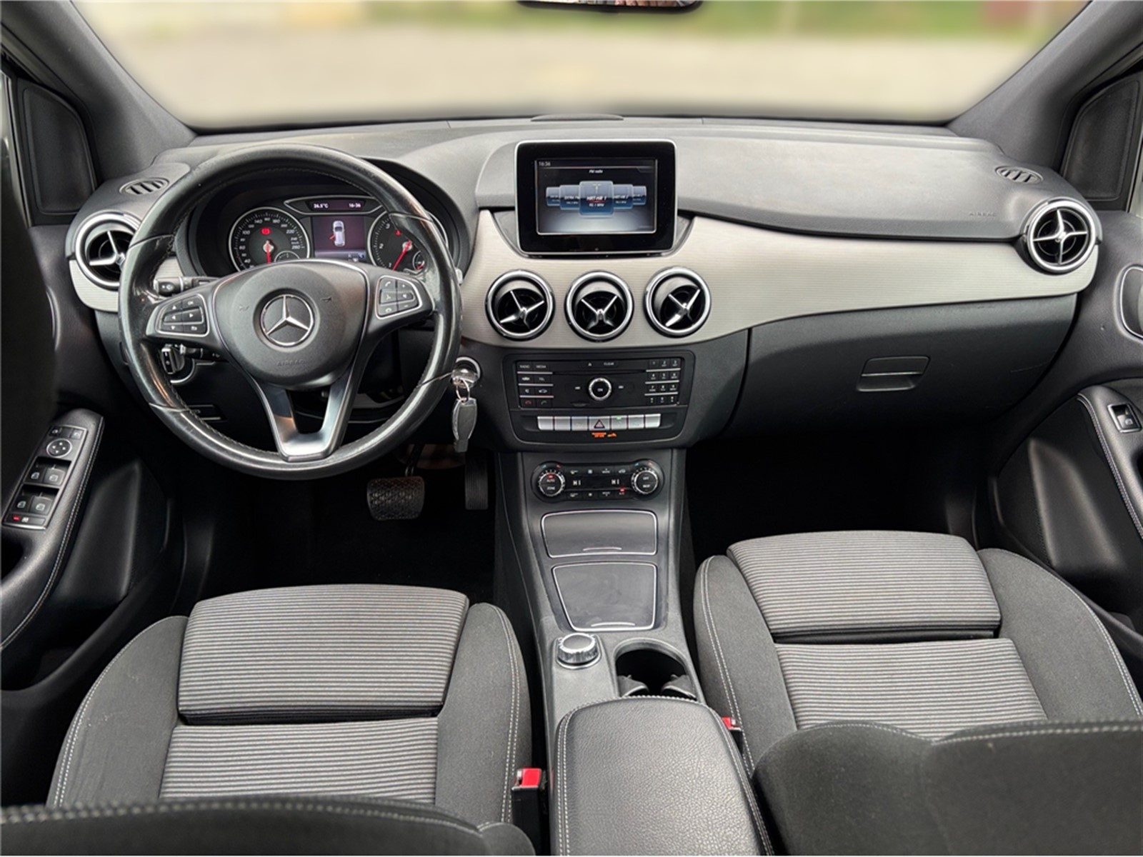 2018 Mercedes-Benz B-klasa — fotografija 10