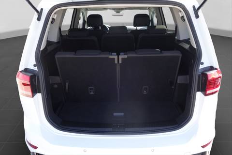 2025 Volkswagen Touran R-Line — sličica 17
