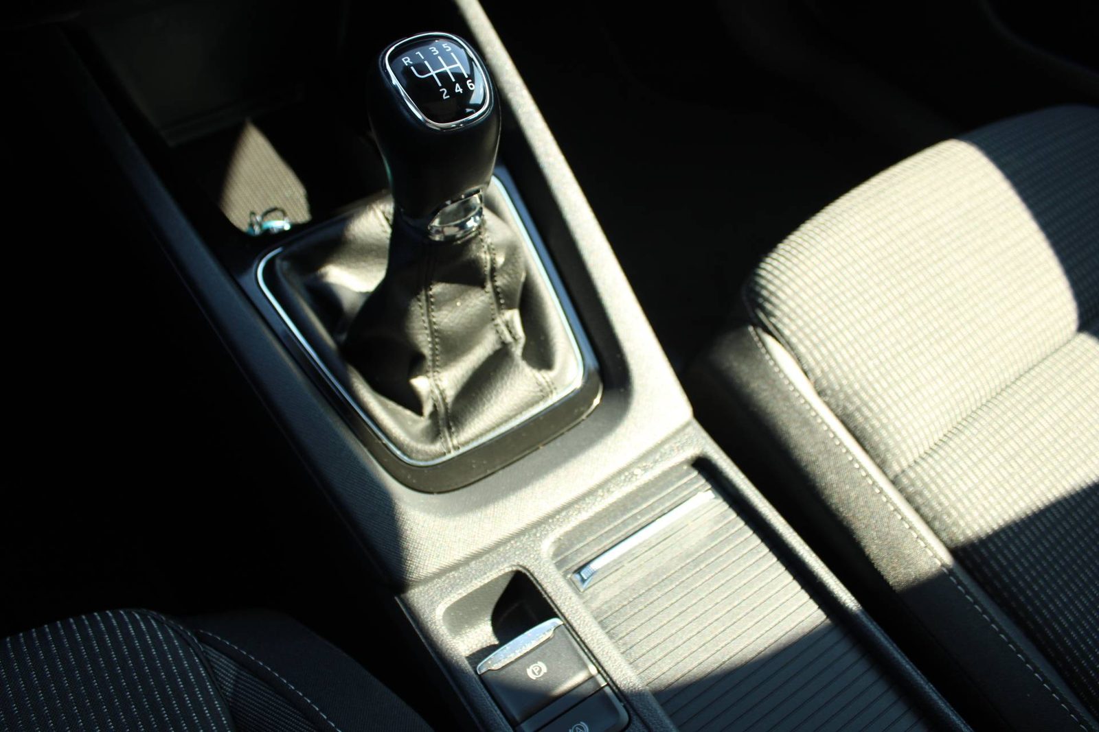 2023 Škoda Octavia Combi — fotografija 18