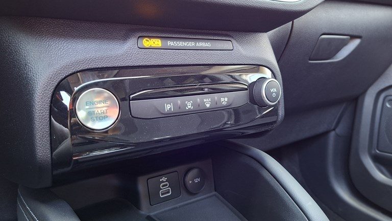 2025 Ford Kuga — fotografija 14