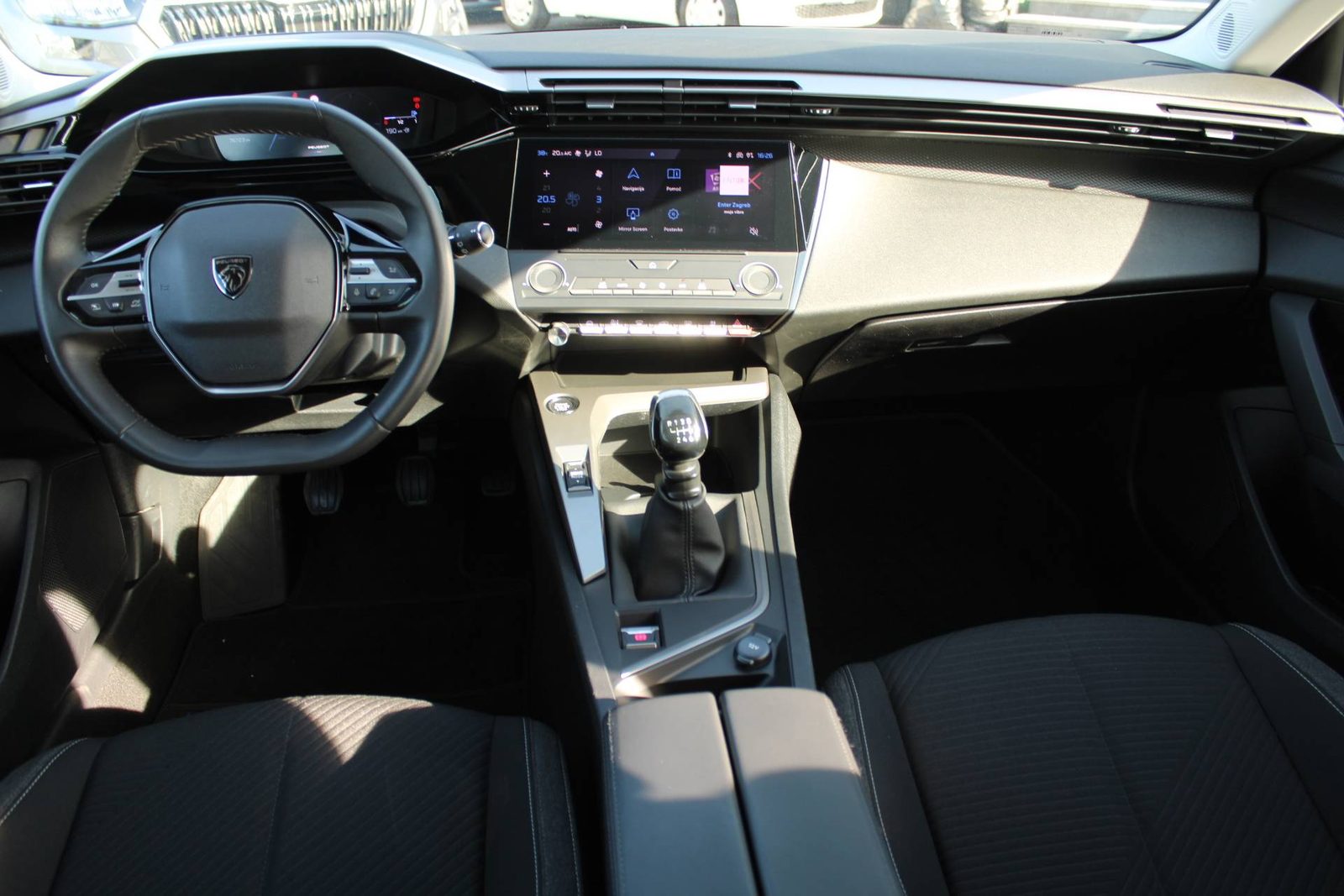 2023 Peugeot 308 — fotografija 12