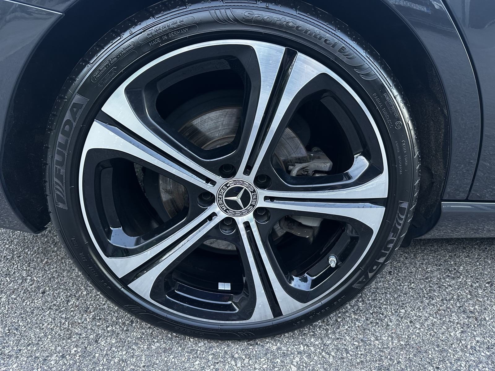2023 Mercedes-Benz C-klasa — fotografija 15