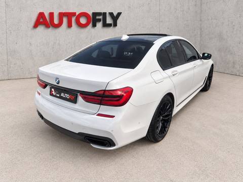 2017 BMW Serija 7 M Sport — sličica 8