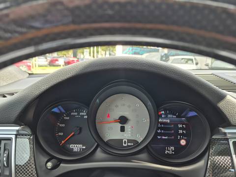 2014 Porsche Macan — sličica 15