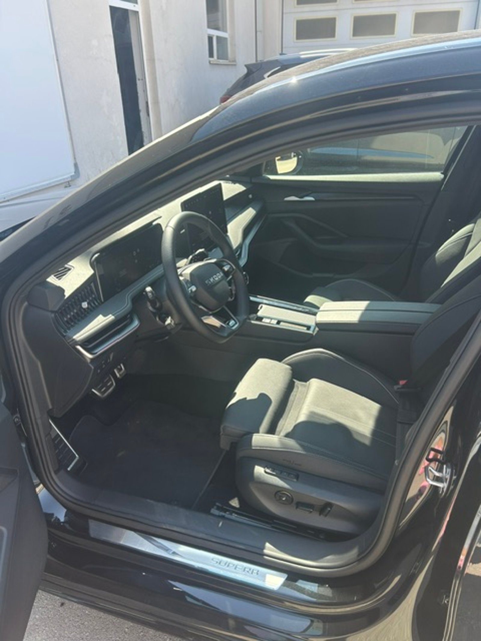 2026 Škoda Superb Sportline — fotografija 9