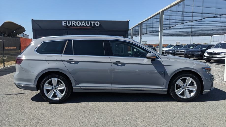 2023 Volkswagen Passat — fotografija 3