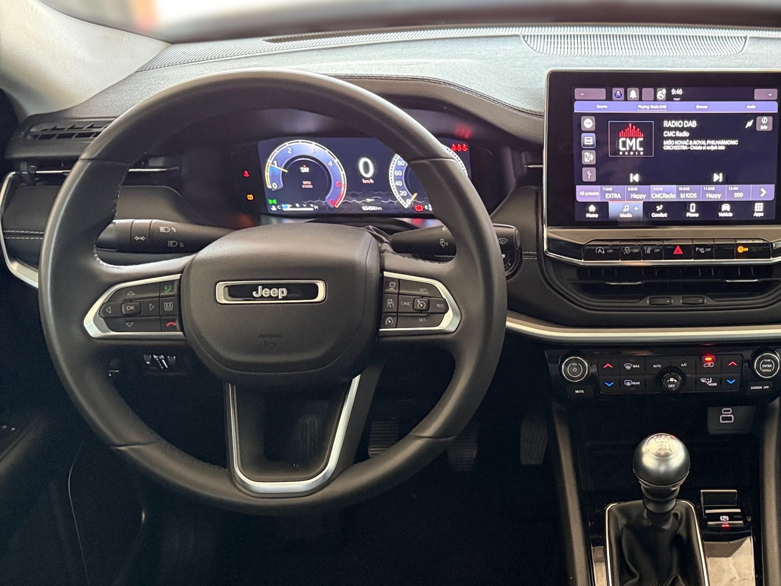 2023 Jeep Compass — fotografija 16