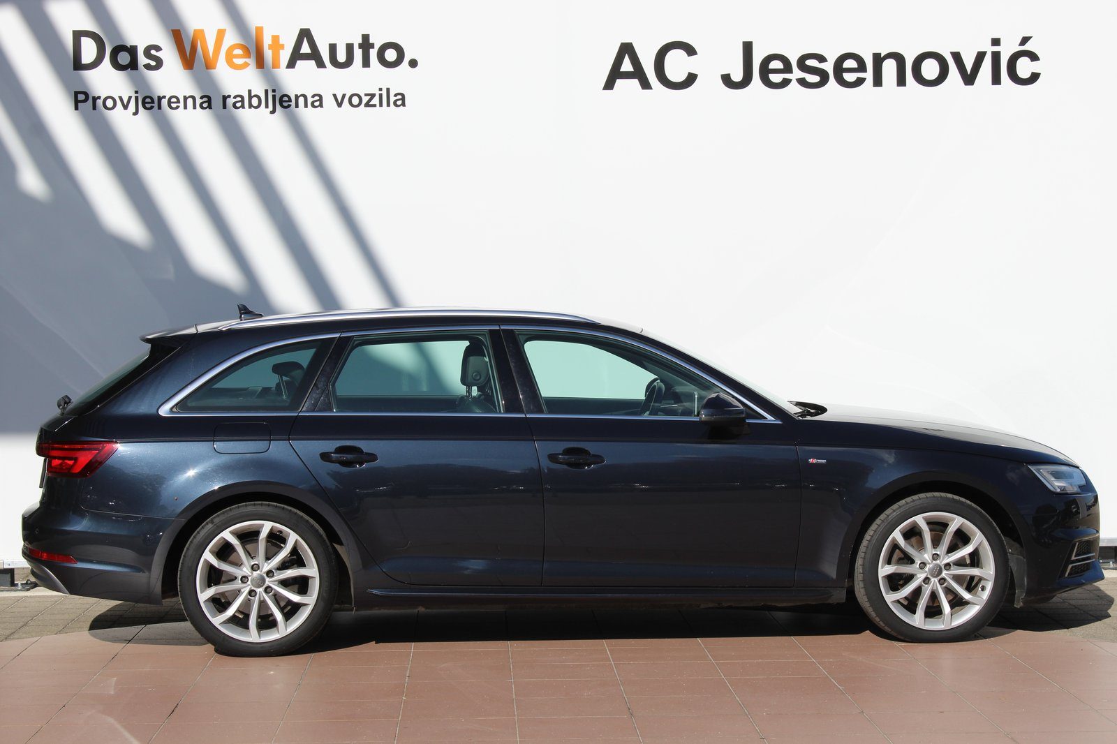 2017 Audi A4 Avant — fotografija 4