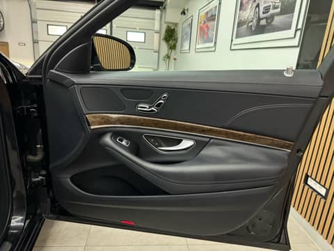 2017 Mercedes-Benz S-klasa — sličica 18