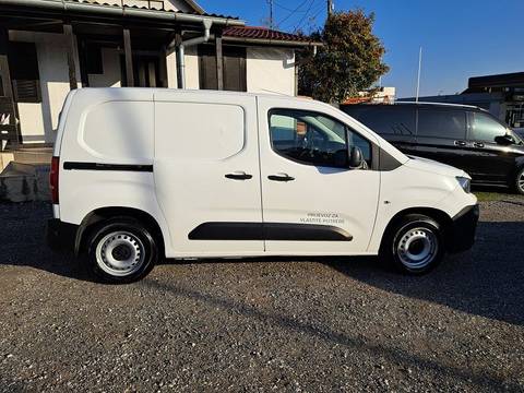 2019 Peugeot Partner — sličica 4