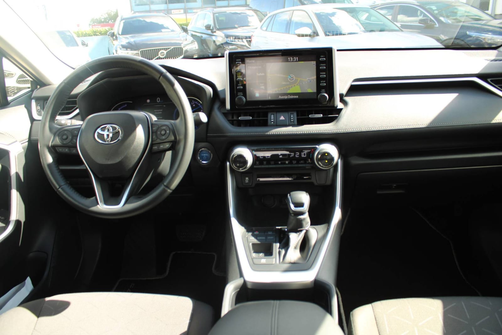 2021 Toyota RAV4 — fotografija 14