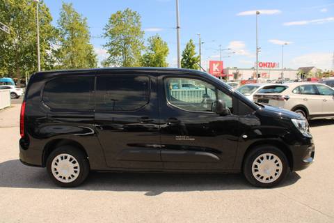 2021 Opel Combo — sličica 4